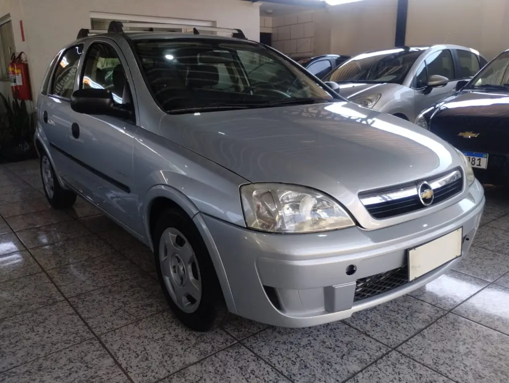 CHEVROLET Corsa Hatch - Foto