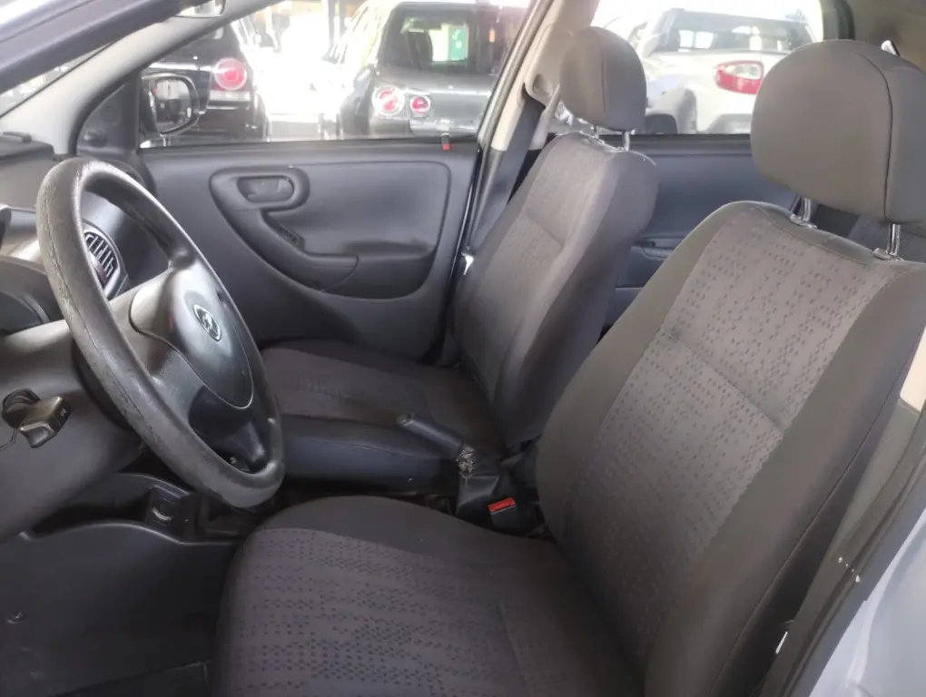 CHEVROLET Corsa Hatch - Foto