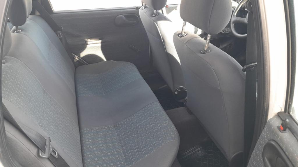 CHEVROLET Corsa Hatch - Foto