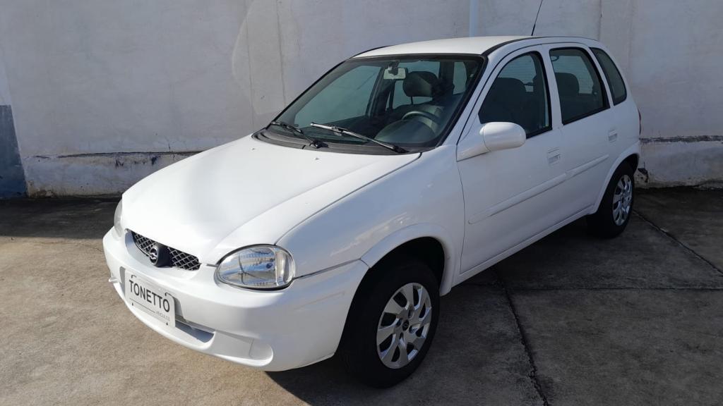 CHEVROLET Corsa Hatch - Foto