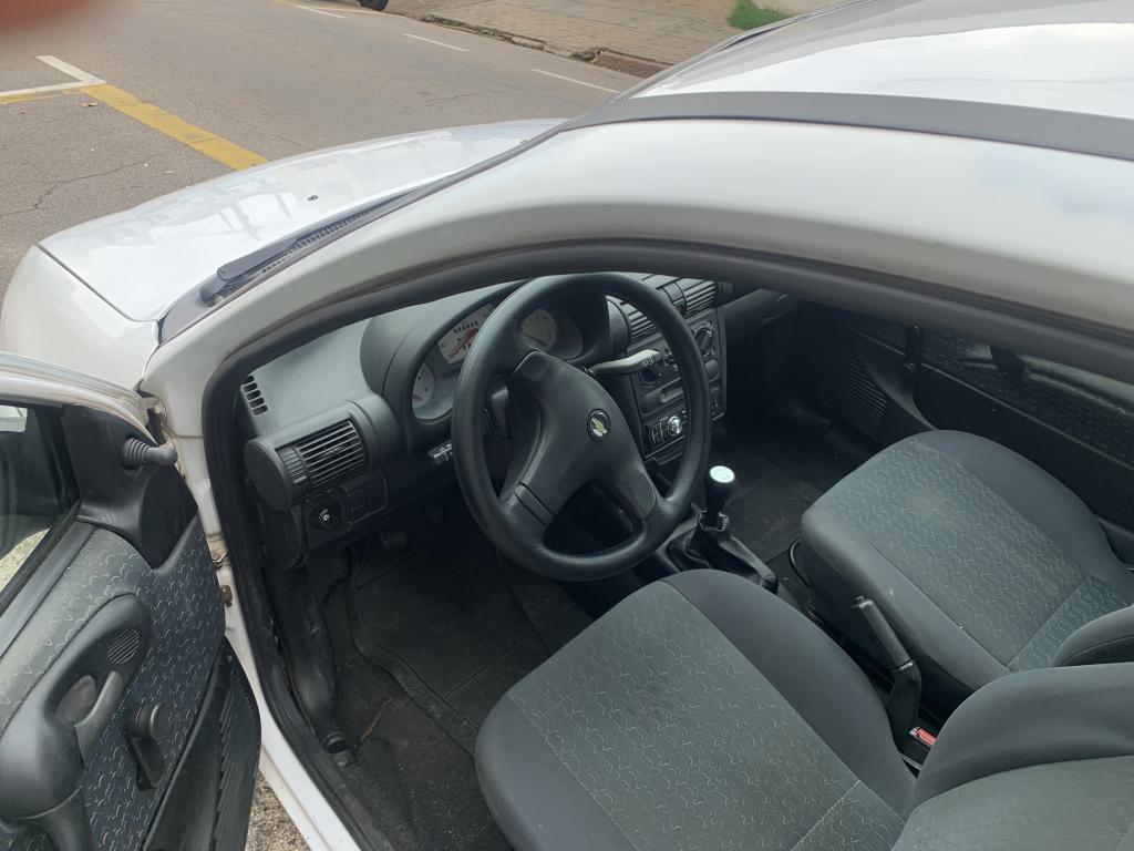 CHEVROLET Corsa Hatch - Foto