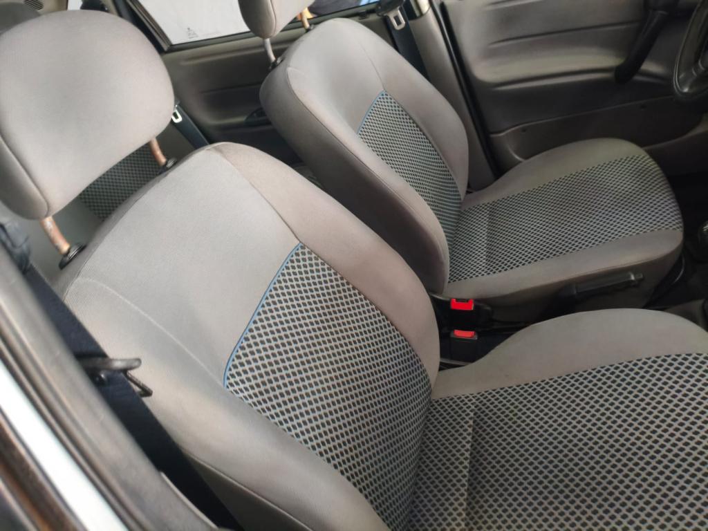 CHEVROLET Corsa Sedan - Foto