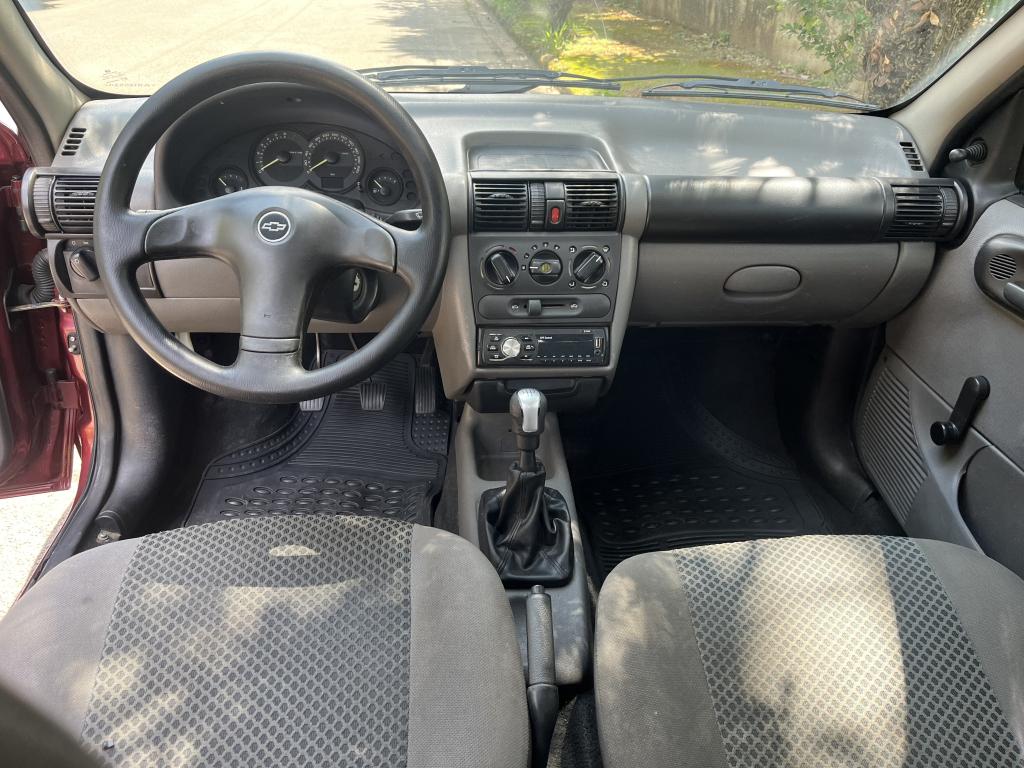 CHEVROLET Corsa Sedan - Foto