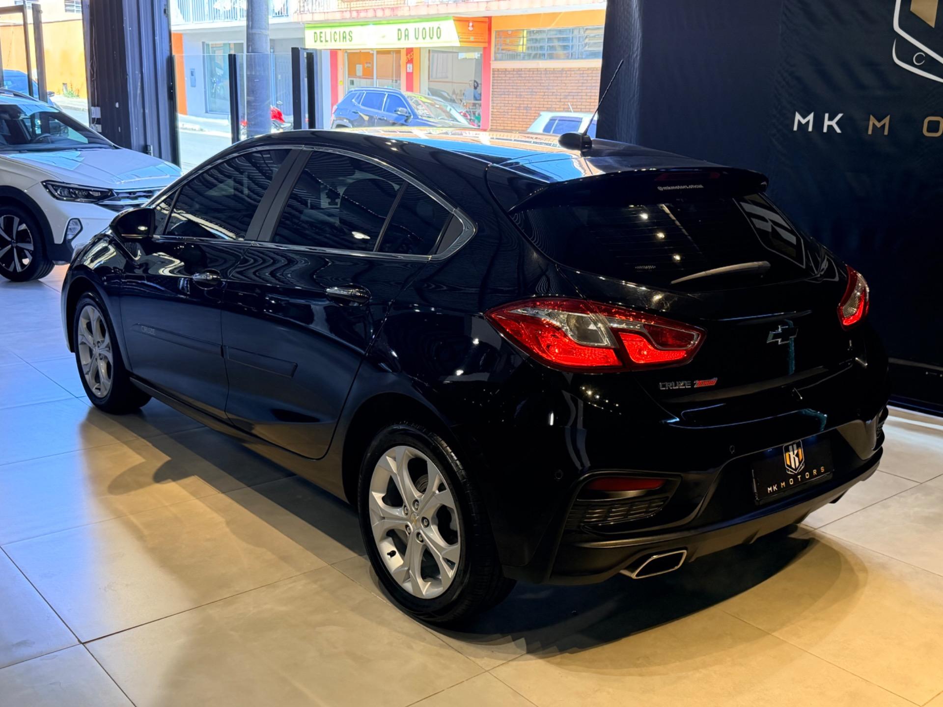 CHEVROLET Cruze Hatch - Foto