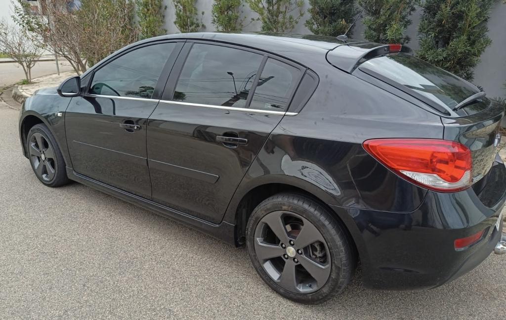 CHEVROLET Cruze Hatch - Foto