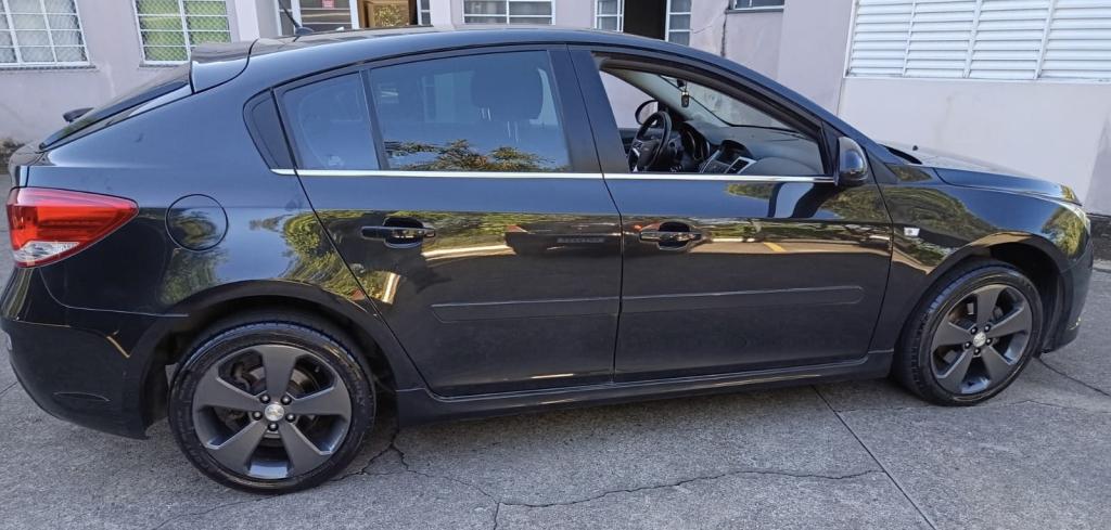 CHEVROLET Cruze Hatch - Foto
