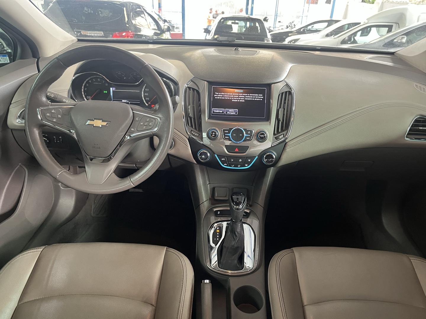 CHEVROLET Cruze Sedan - Miniatura