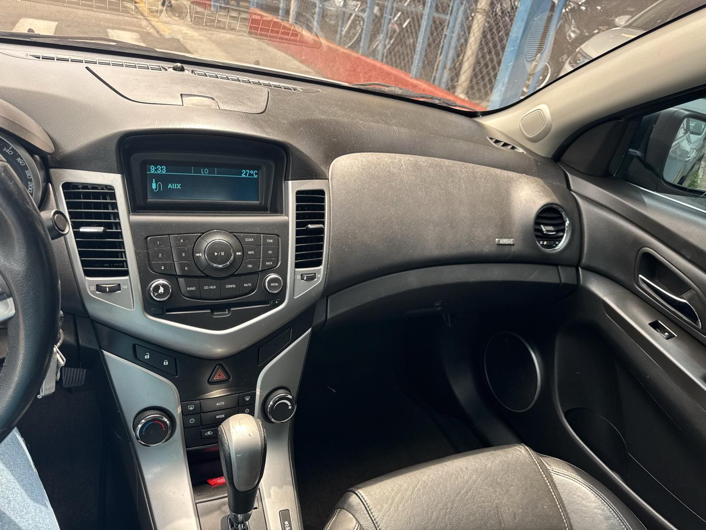 CHEVROLET Cruze Sedan - Foto