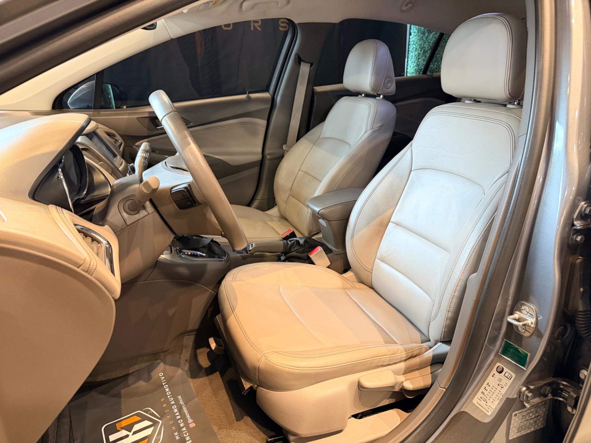 CHEVROLET Cruze Sedan - Foto