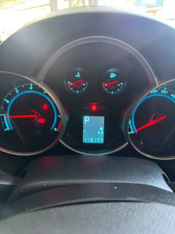 CHEVROLET Cruze Sedan - Foto