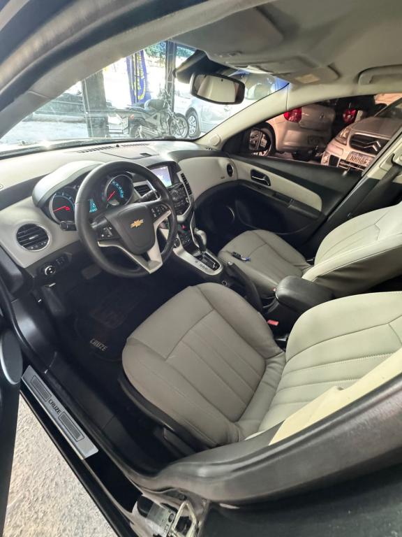 CHEVROLET Cruze Sedan - Foto