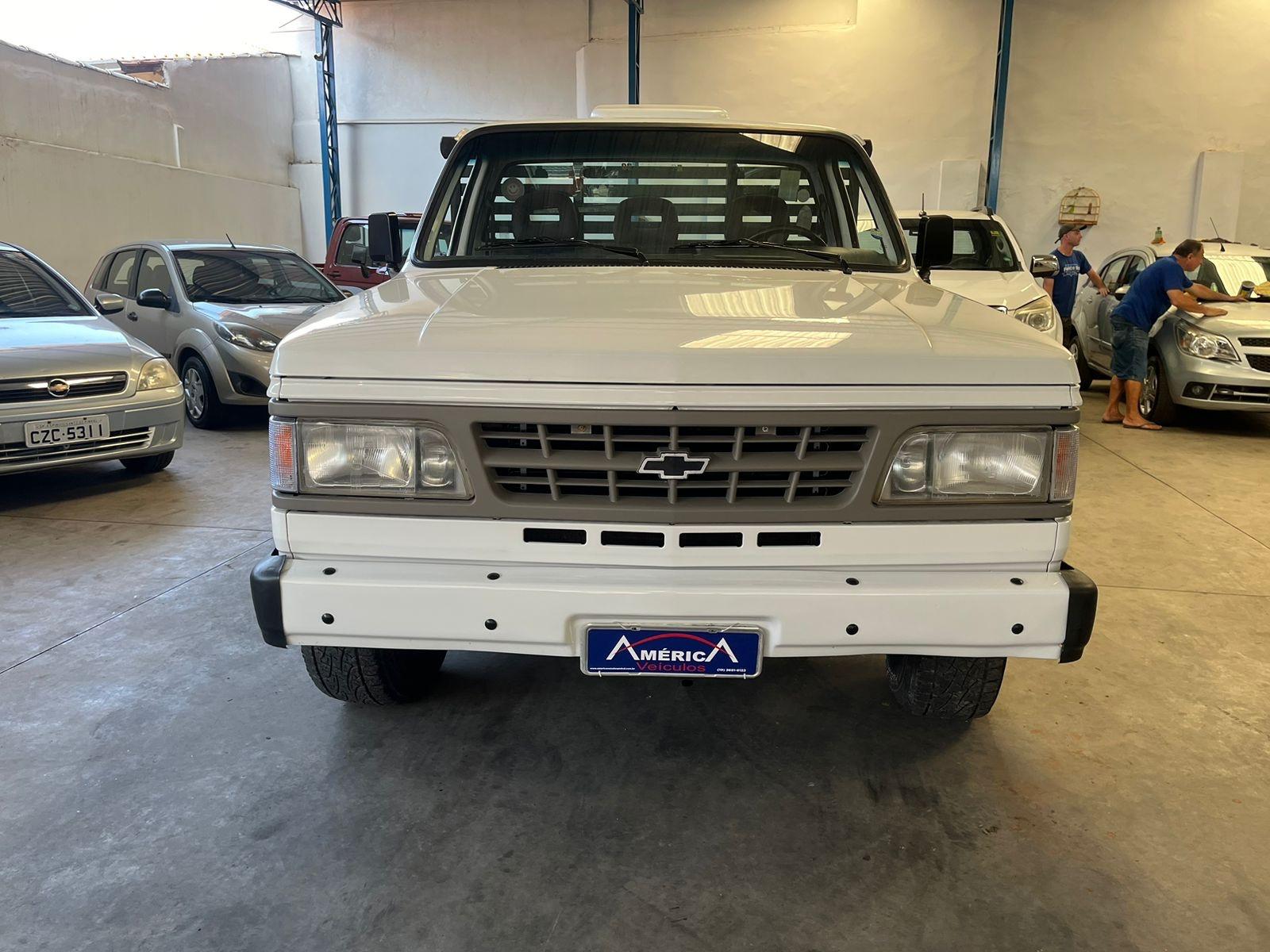 CHEVROLET D20 - Foto