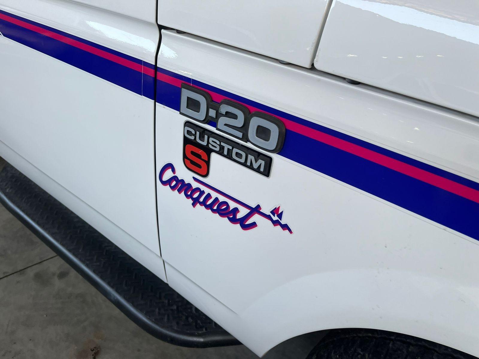 CHEVROLET D20 - Foto