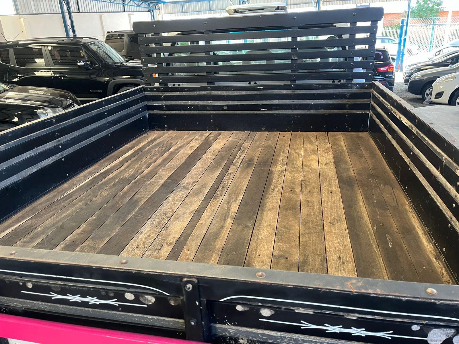 CHEVROLET D20 - Foto