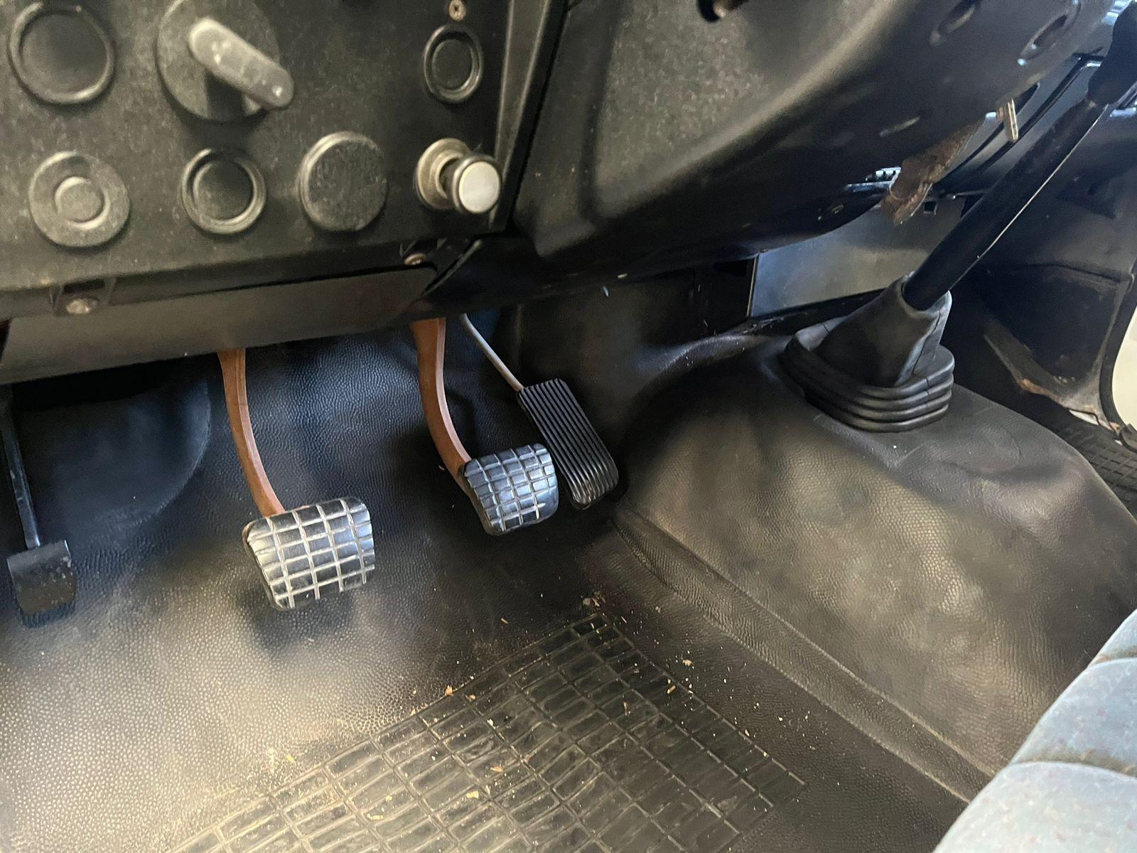 CHEVROLET D20 - Foto