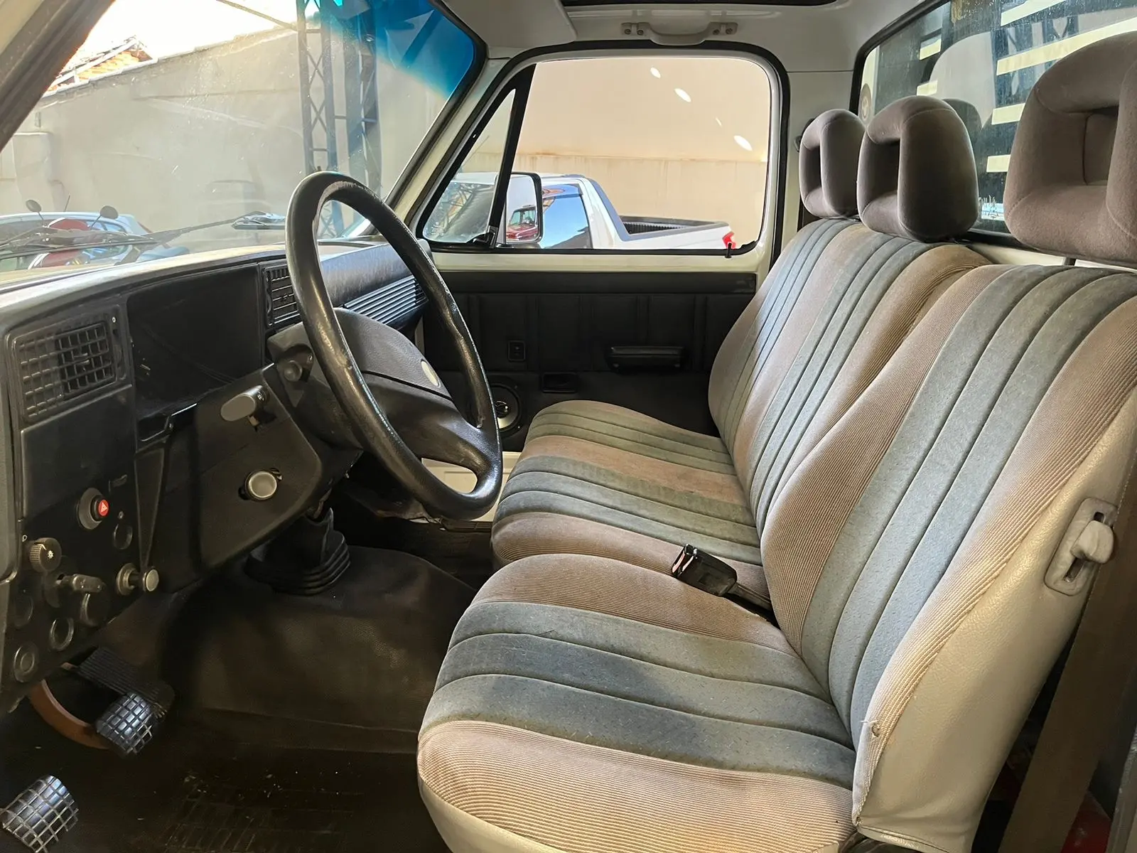 CHEVROLET D20 - Miniatura