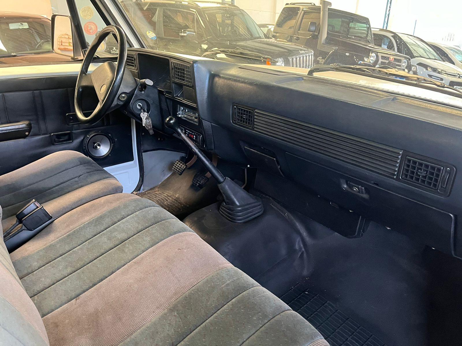 CHEVROLET D20 - Foto