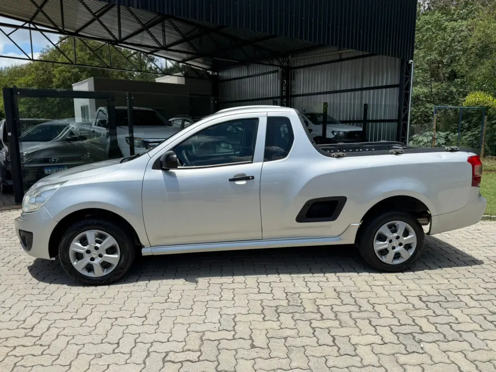 CHEVROLET Montana - Foto