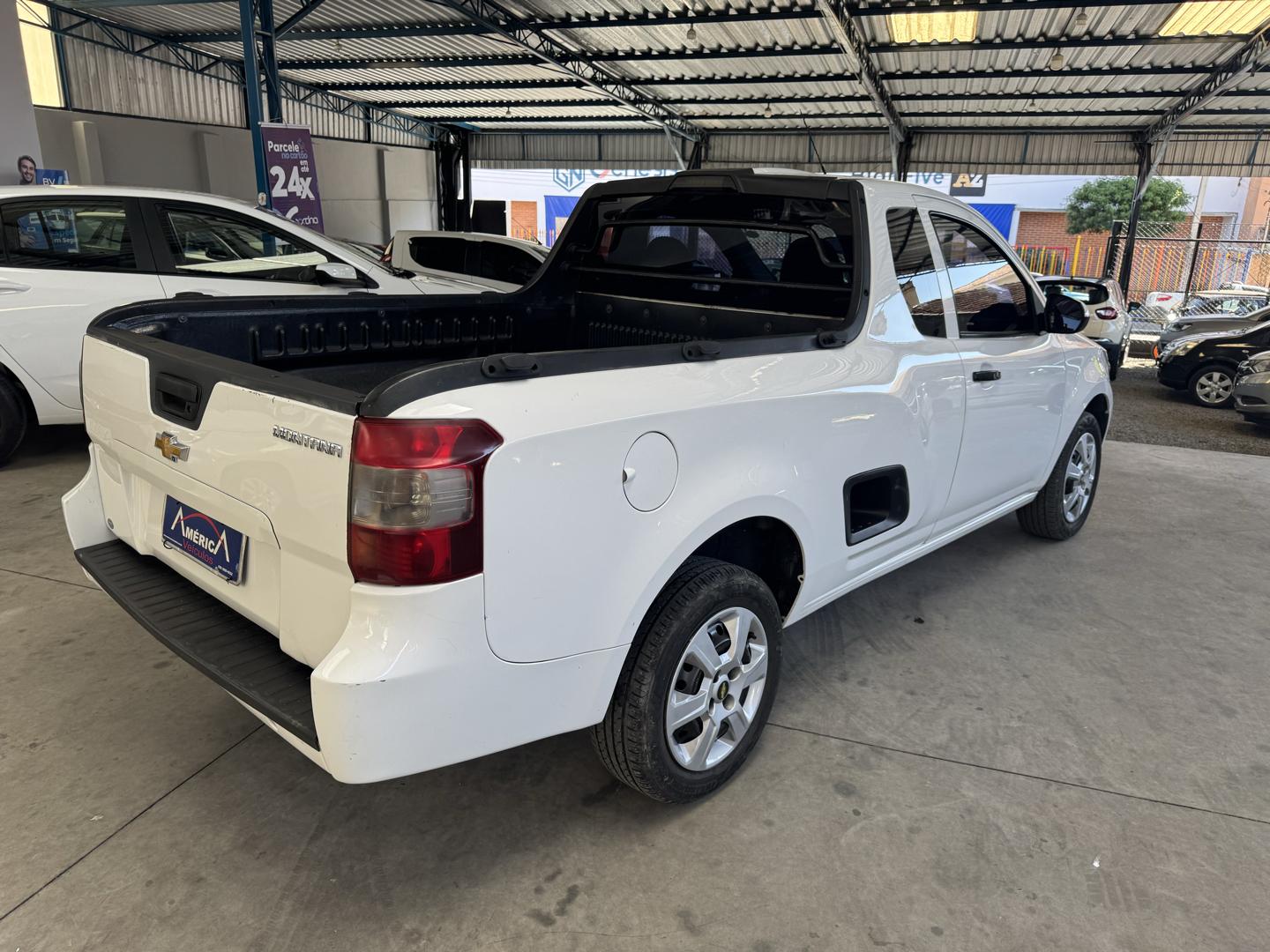 CHEVROLET Montana - Foto