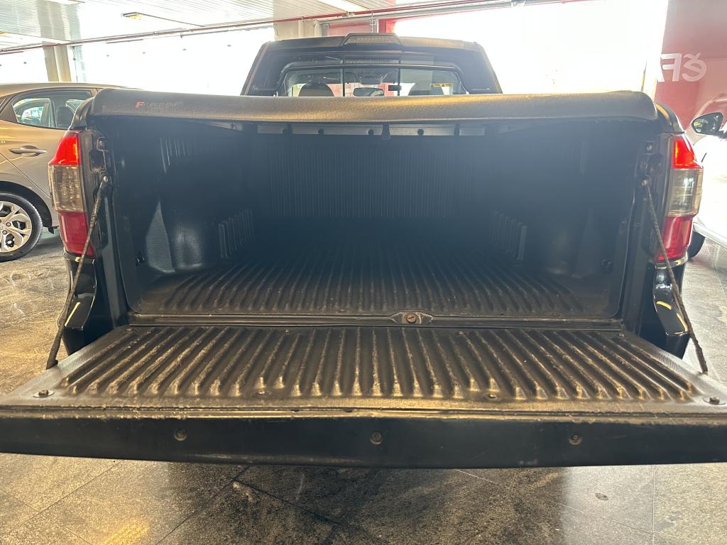 CHEVROLET Montana - Foto