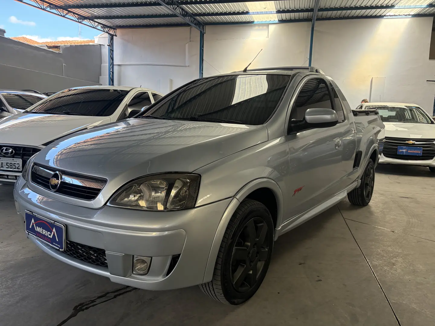 CHEVROLET Montana