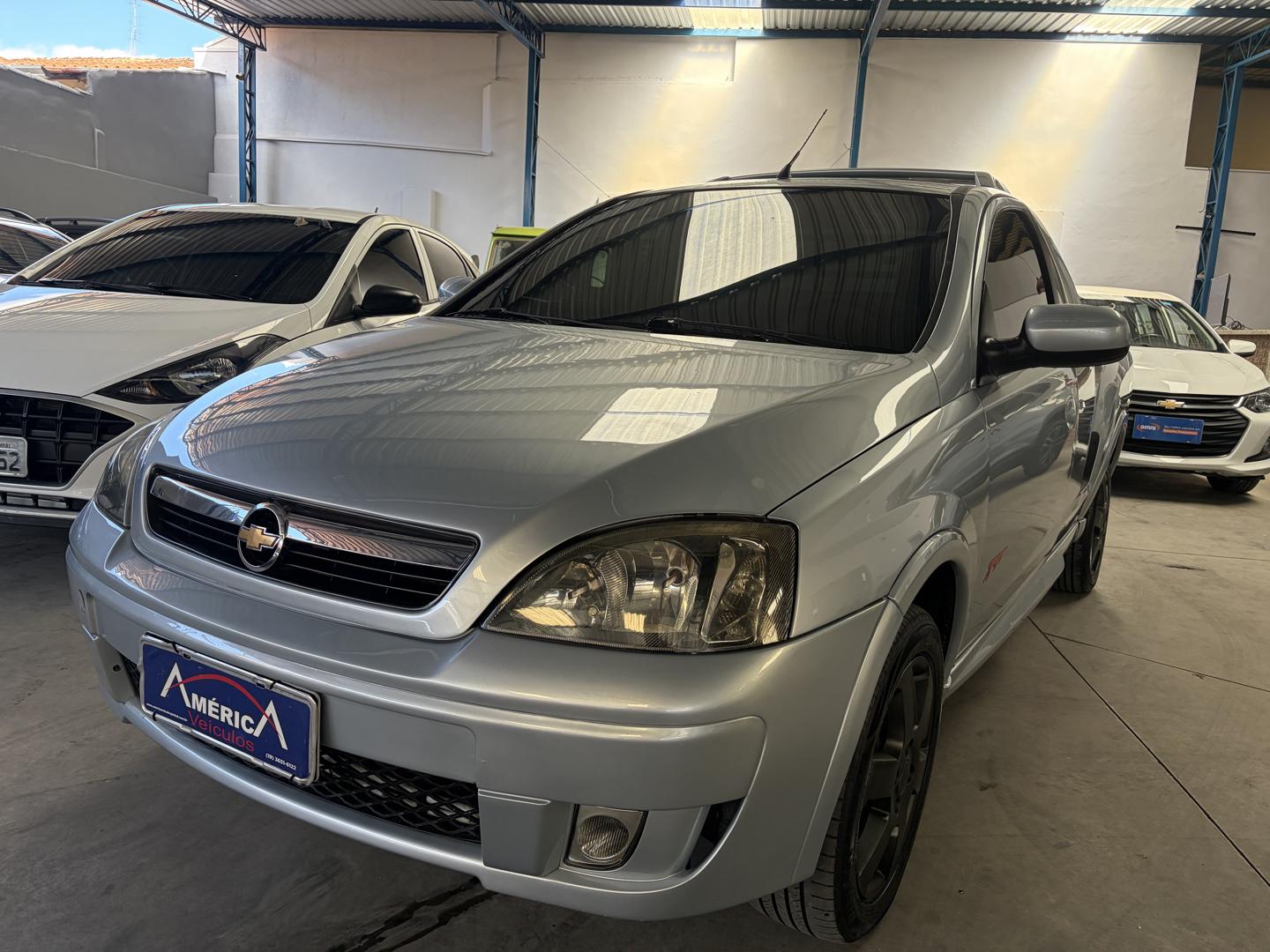 CHEVROLET Montana - Foto