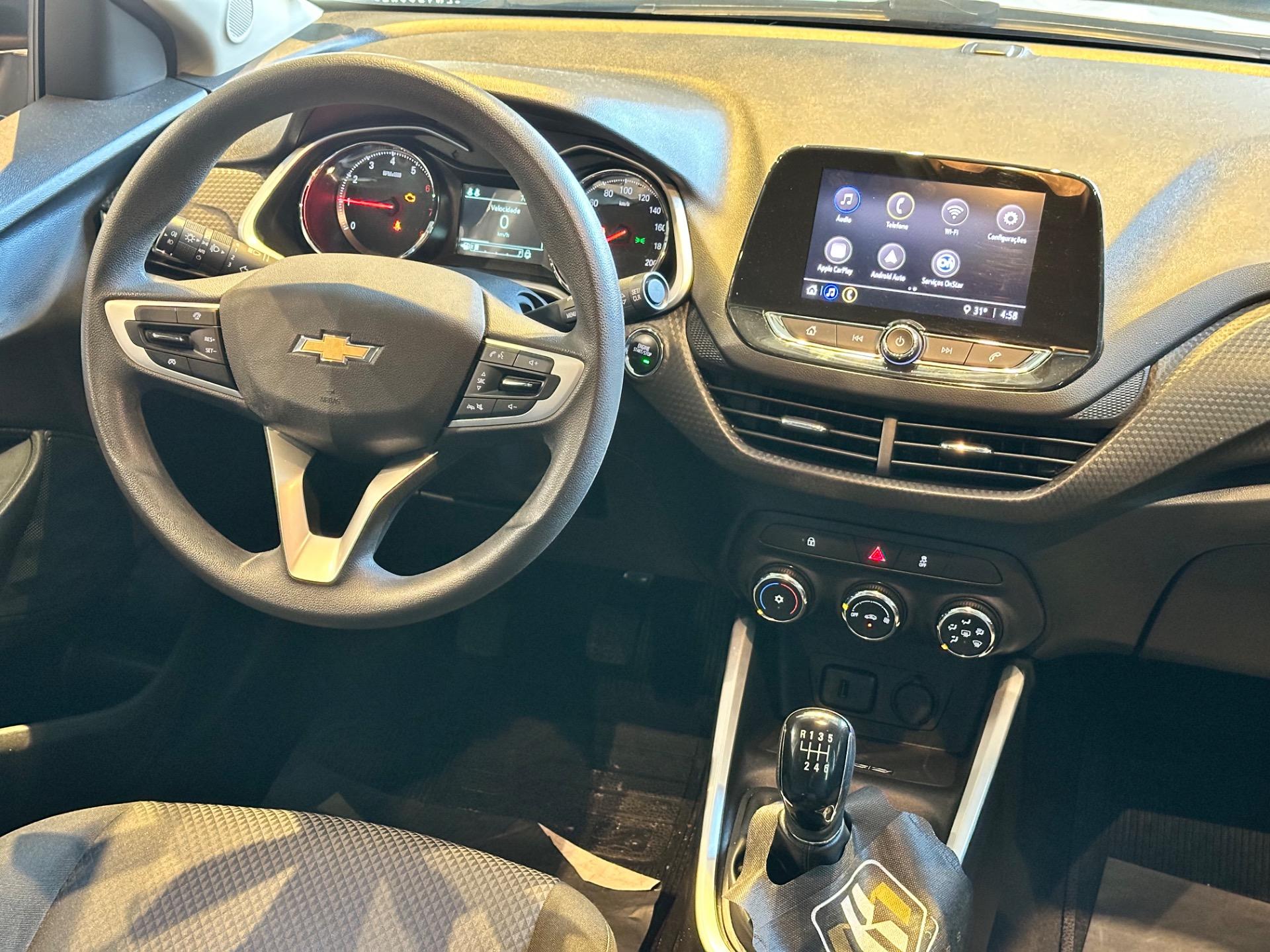 CHEVROLET Onix Hatch - Foto