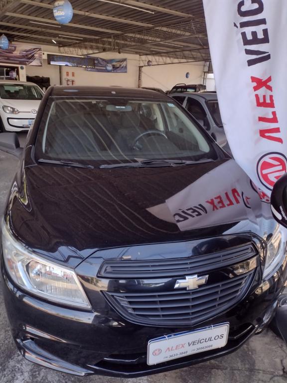 CHEVROLET Onix Hatch - Foto