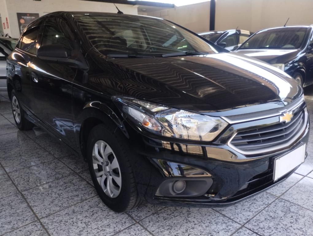 CHEVROLET Onix Hatch - Foto