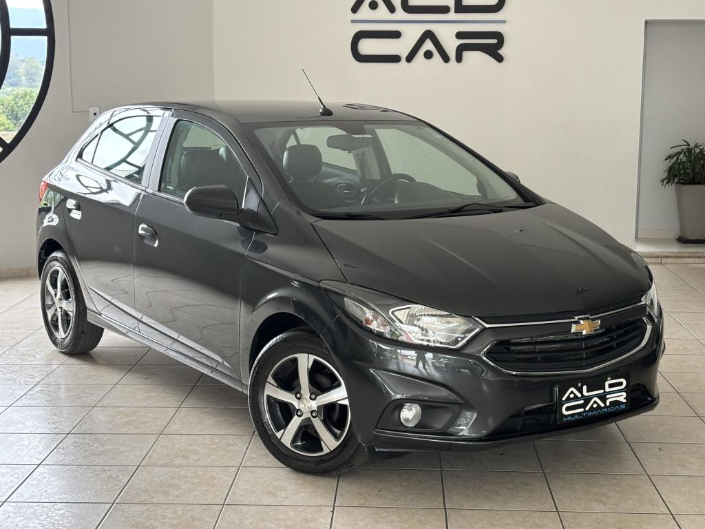 CHEVROLET Onix Hatch - Foto