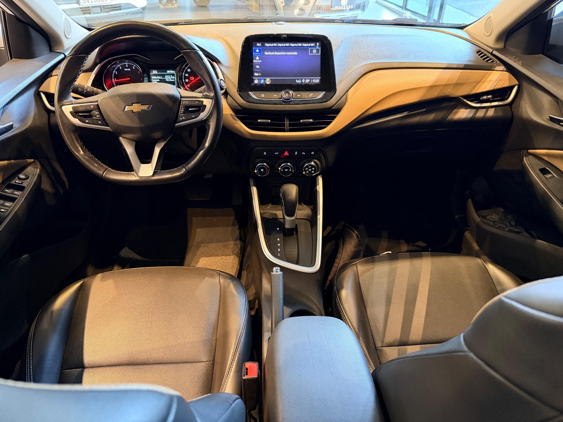 CHEVROLET Onix Hatch - Foto