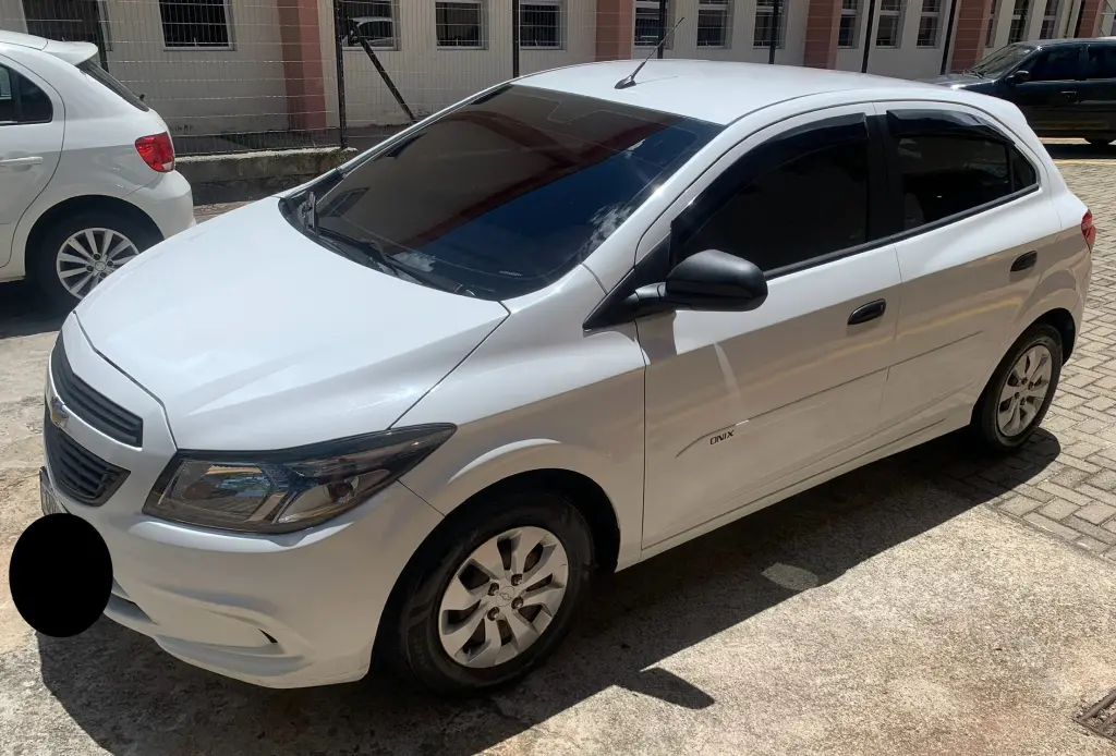 CHEVROLET Onix Hatch