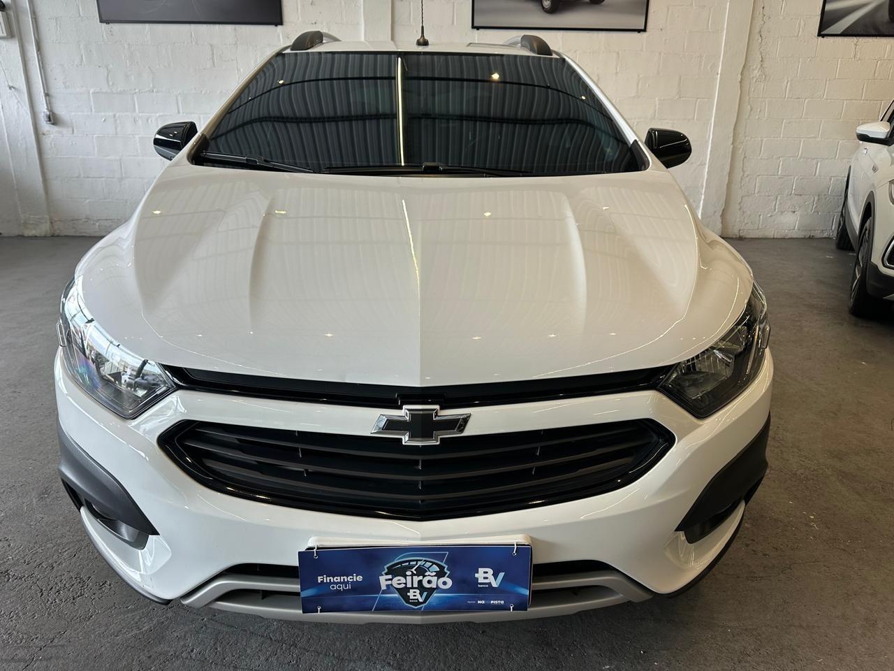 CHEVROLET Onix Hatch - Foto