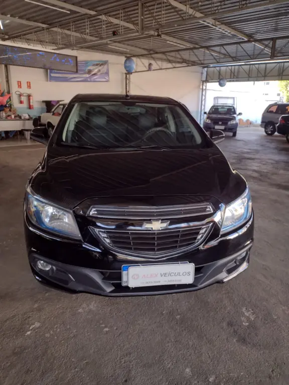 CHEVROLET Onix Hatch