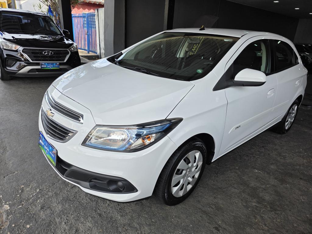 CHEVROLET Onix Hatch