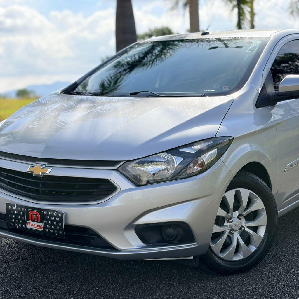 CHEVROLET Onix Hatch - Foto