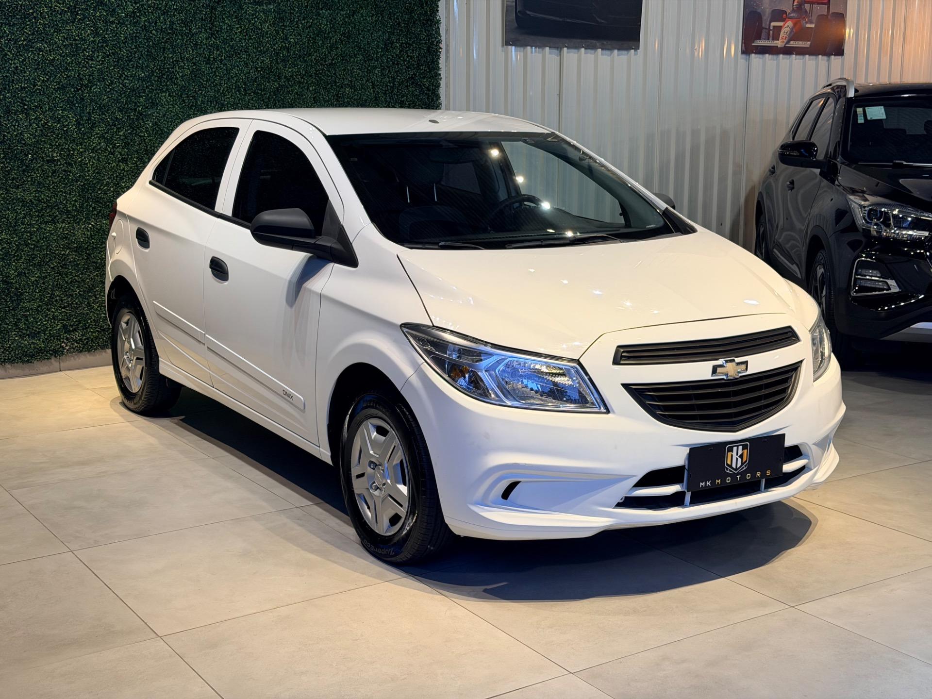 CHEVROLET Onix Hatch