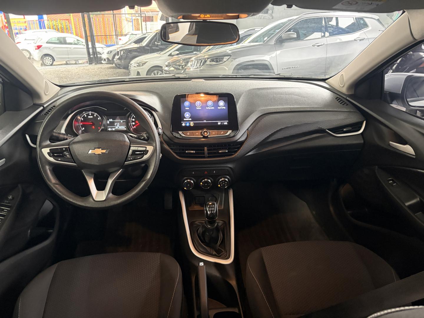CHEVROLET Onix Hatch - Foto