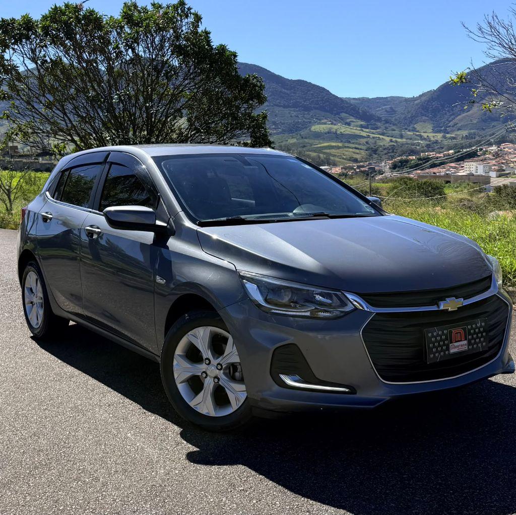 CHEVROLET Onix Hatch - Foto