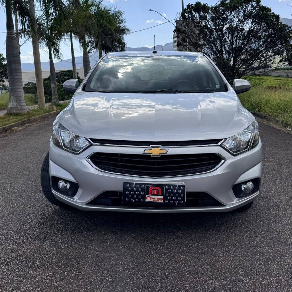 CHEVROLET Onix Hatch - Foto