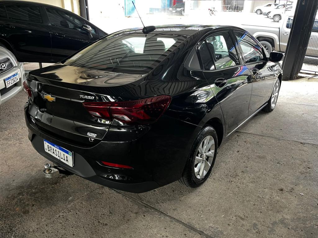 CHEVROLET Onix Sedan - Foto