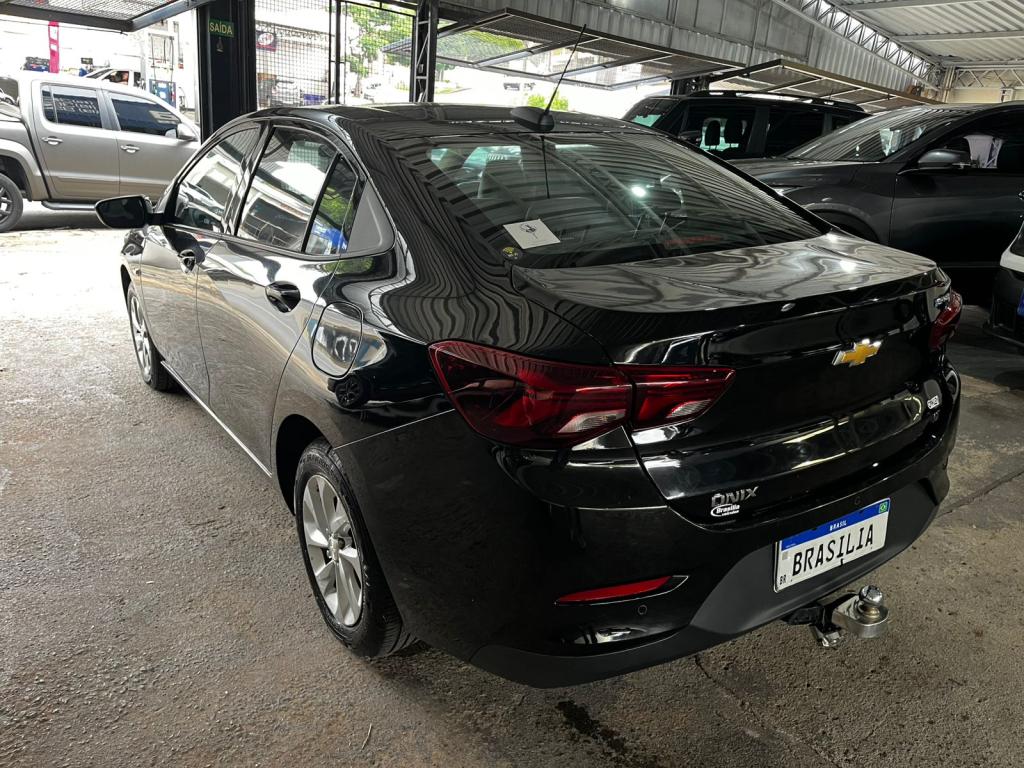 CHEVROLET Onix Sedan - Foto