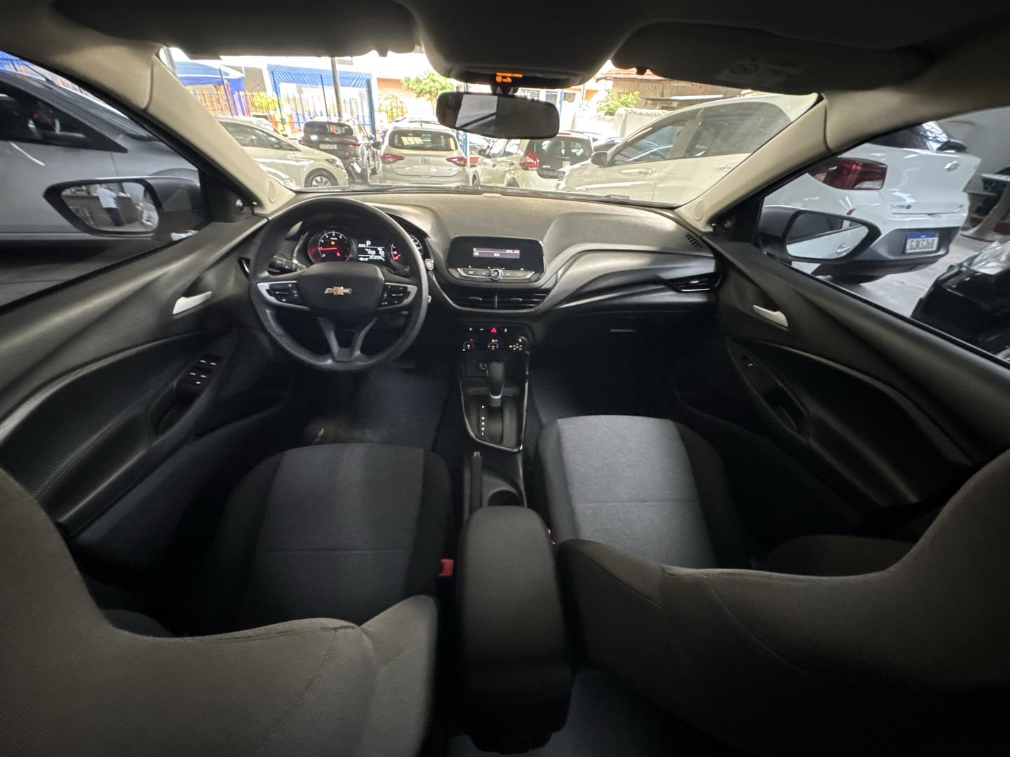 CHEVROLET Onix Sedan - Foto