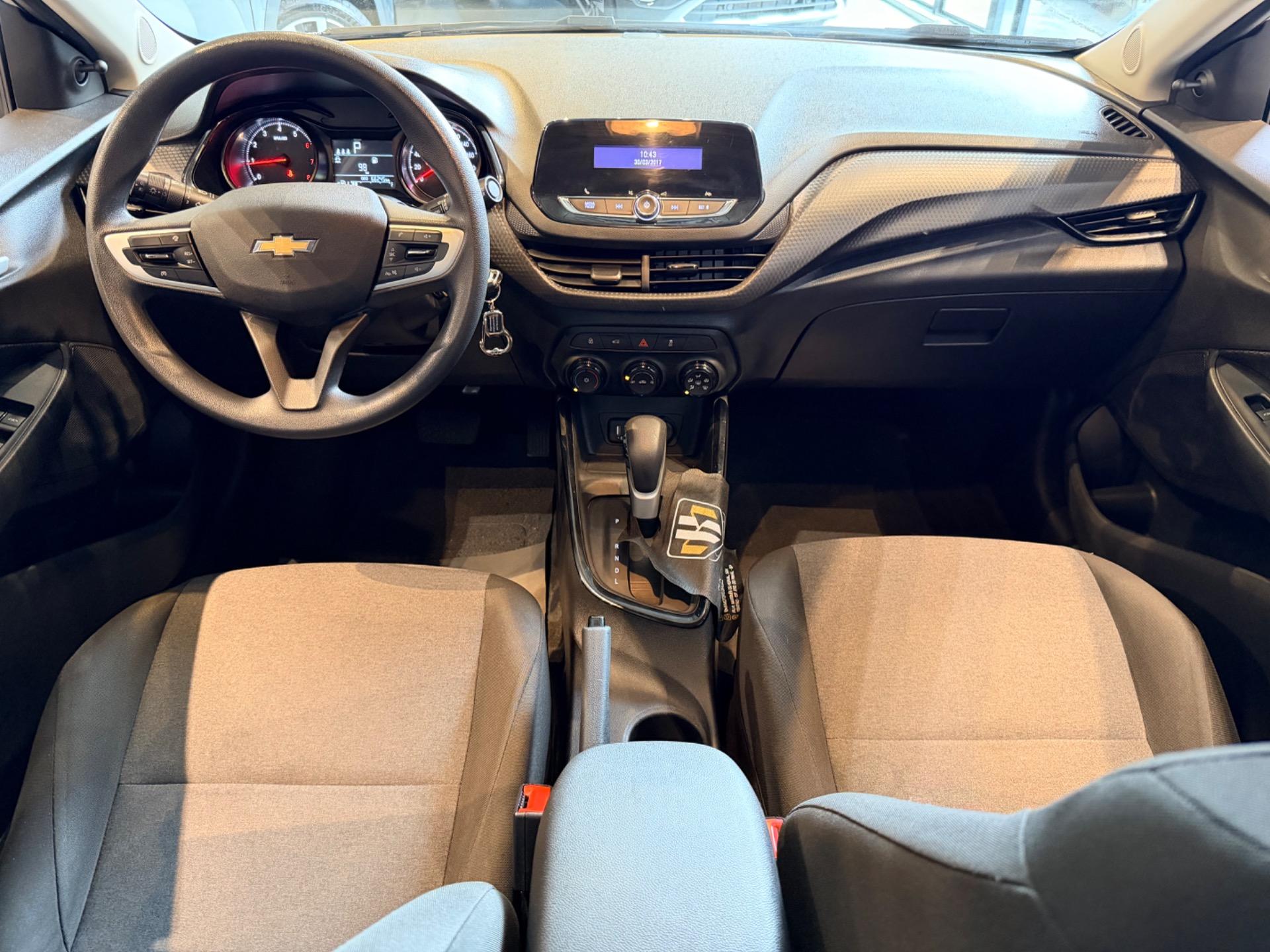 CHEVROLET Onix Sedan - Foto