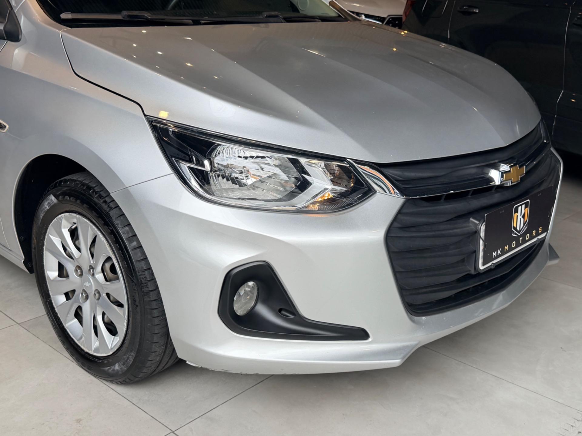 CHEVROLET Onix Sedan - Foto