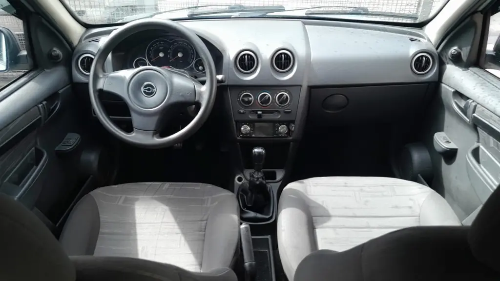 CHEVROLET Prisma - Foto