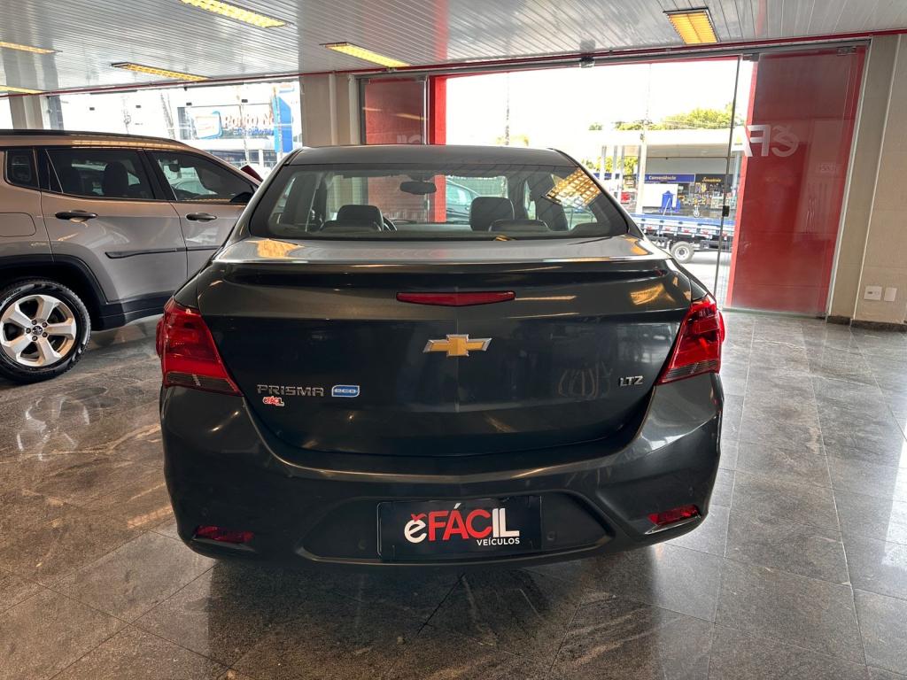 CHEVROLET Prisma - Foto