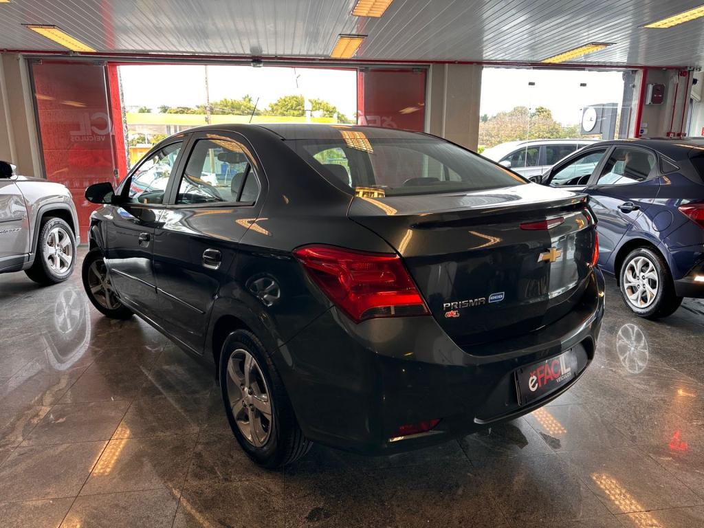 CHEVROLET Prisma - Foto