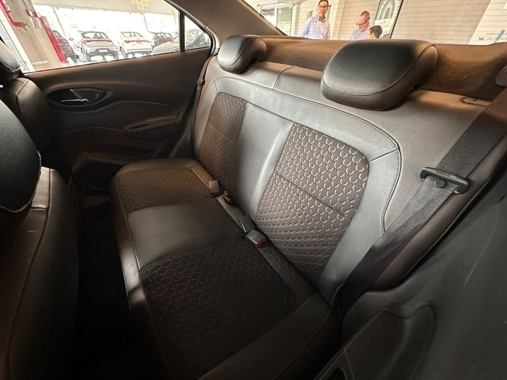 CHEVROLET Prisma - Foto