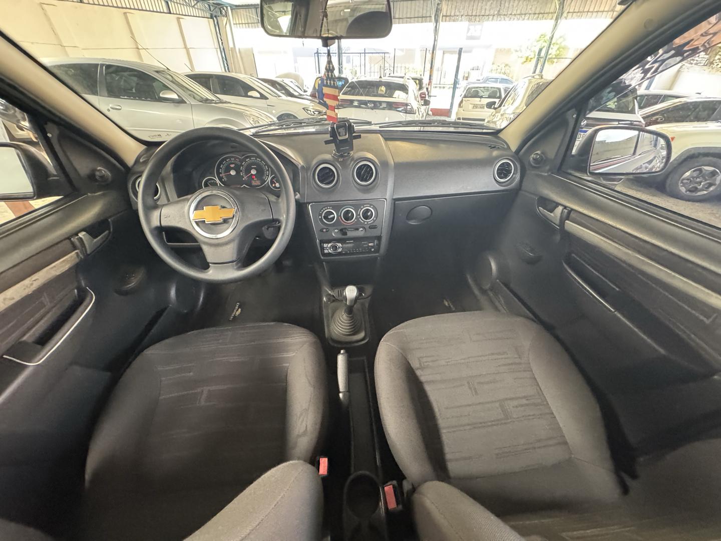 CHEVROLET Prisma - Foto